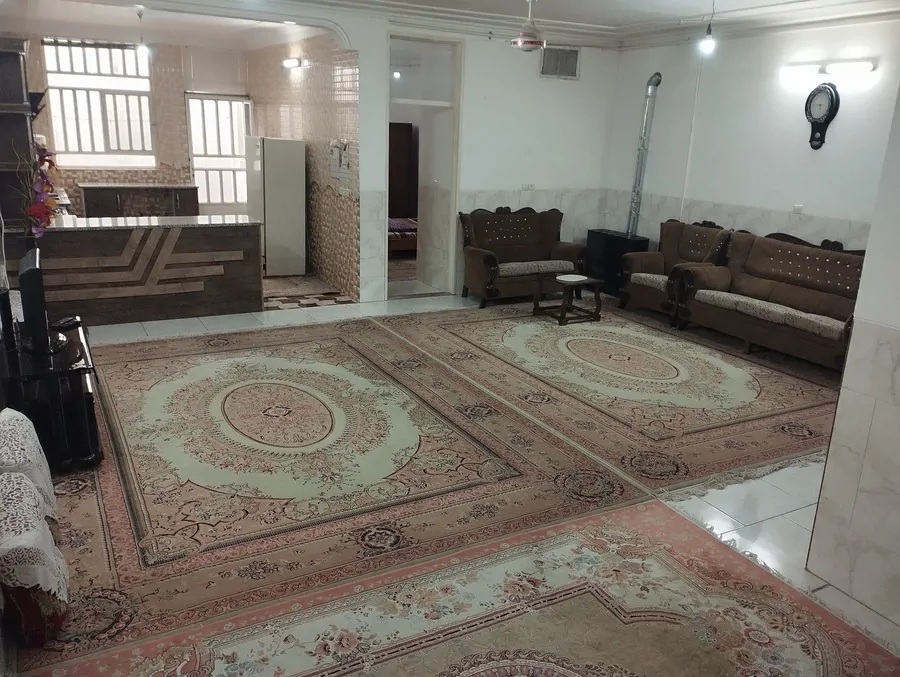 تصویر ۱ - آپارتمان باقری (زیر همکف) در  یزد