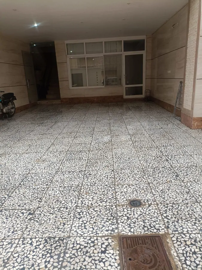 تصویر ۱ - آپارتمان اقامتگاه رایان در  اصفهان