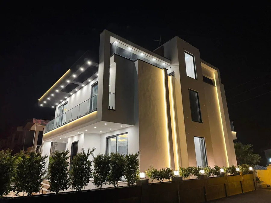 تصویر ۱ - ویلا لاکچری استخردار (روباز )۴فصل در  متل قو