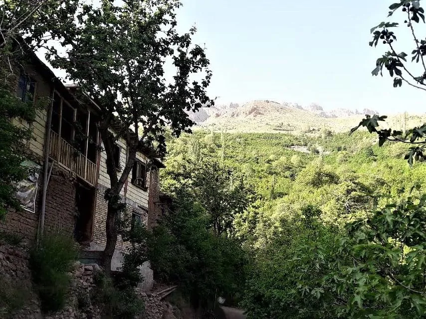 تصویر ۱ - اقامتگاه بوم‌گردی باباجعفر (اتاق سنتی 4) در  الموت