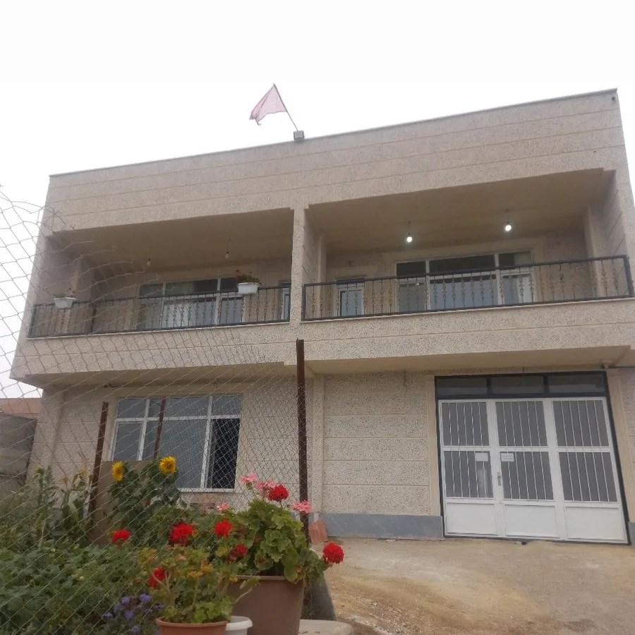 تصویر ۱ - ویلا بابونه نزدیک به فندقلو (دشت گلهای بابونه) در  نمین