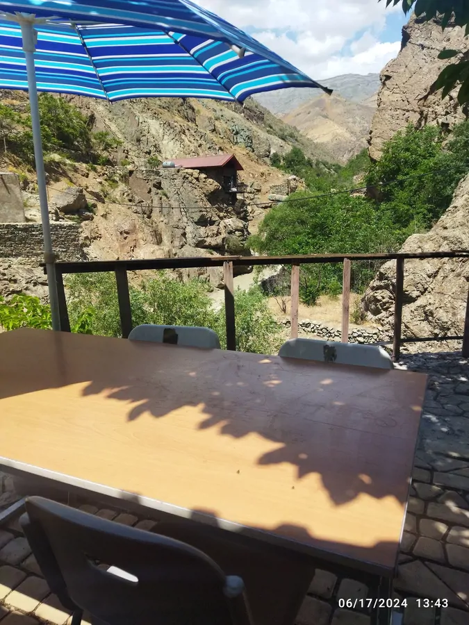 تصویر ۱ - کلبه کلبه کوهستانی رندان در سنگان