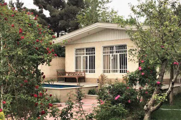 تصویر ۱ - ویلا استخردار صفاییه در  کردان