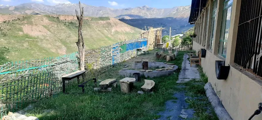 تصویر ۱ - اقامتگاه بومگردی اقامتگاه سنتی سرزمین چشمه های صدفی در طالقان