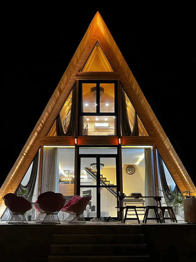 تصویر ۱ - کلبه شیرین با جکوزی و منظره دریا در تالش