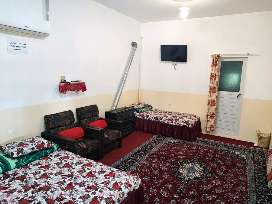 تصویر ۱ - اقامتگاه بومگردی تلارخانه (رابشکن 9) در خمام