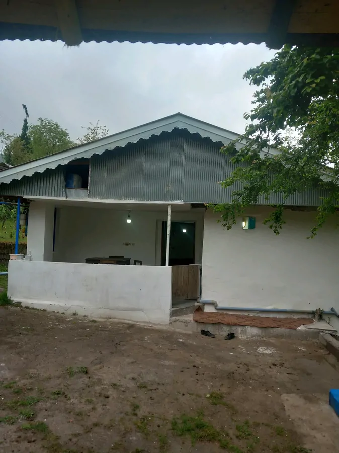 تصویر ۱ - سوییت ویلایی پدر در رشت