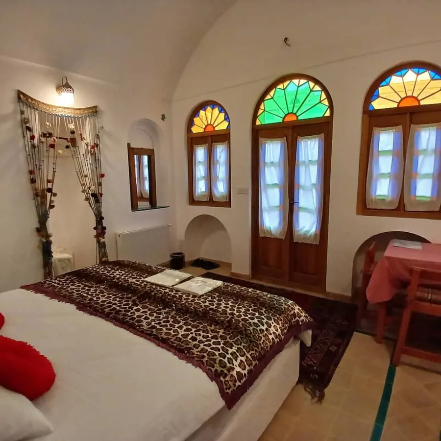 تصویر ۱ - هتل سنتی آلما (اتاق ۱) در  یزد