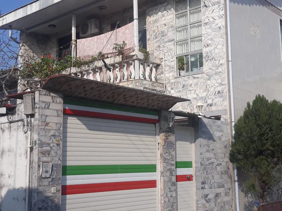 تصویر ۱ - خانه عمارت امین در  انزلی