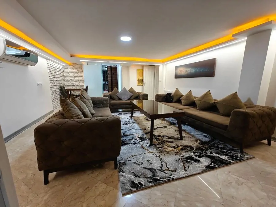 تصویر ۱ - آپارتمان مبله مانی با فوتبال دستی در فردیس