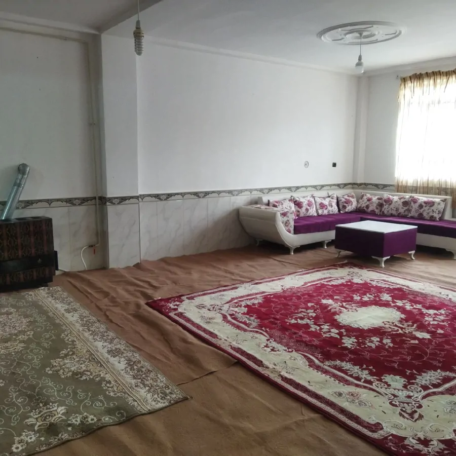 تصویر ۱ - آپارتمان فرهنگ (واحد 5) در گرماب