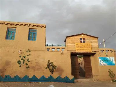 تصویر ۱ - اقامتگاه بوم‌گردی خانه ابریشم(اتاق کدخدا خان جان) در  نیشابور