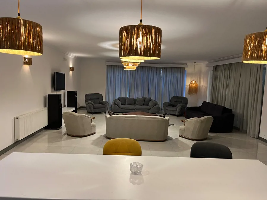 تصویر ۱ - ویلا اقامتگاه لاکچری استخر چهار فصل سای لو در  فردیس