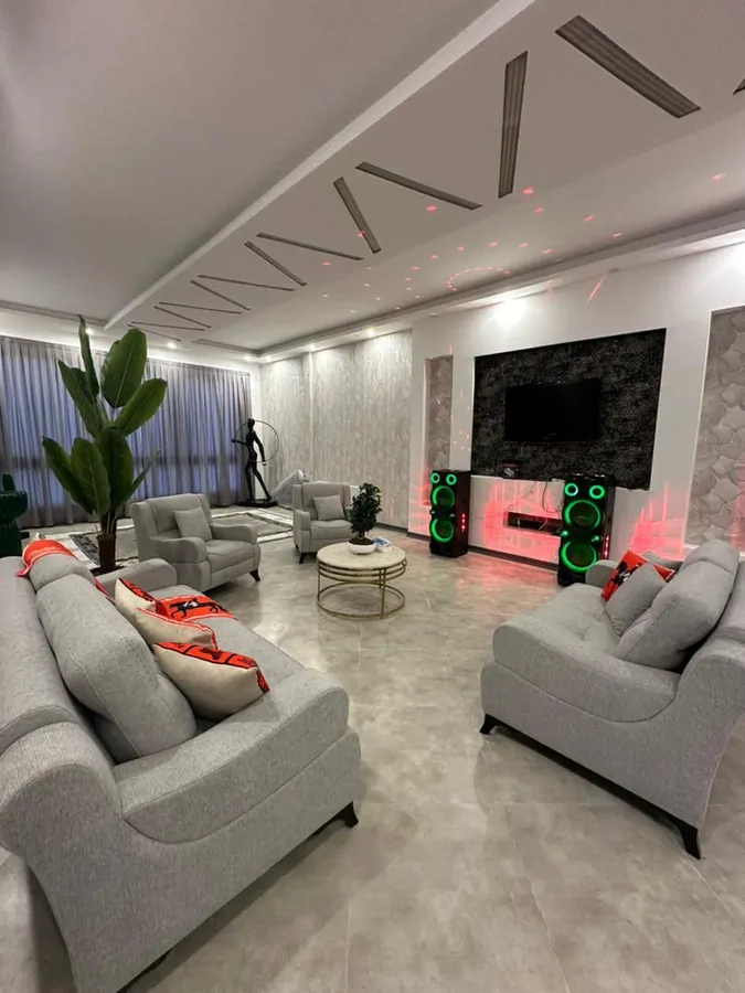 تصویر ۱ - ویلا استخردار آبگرم با جکوزی پارمیس در رودهن