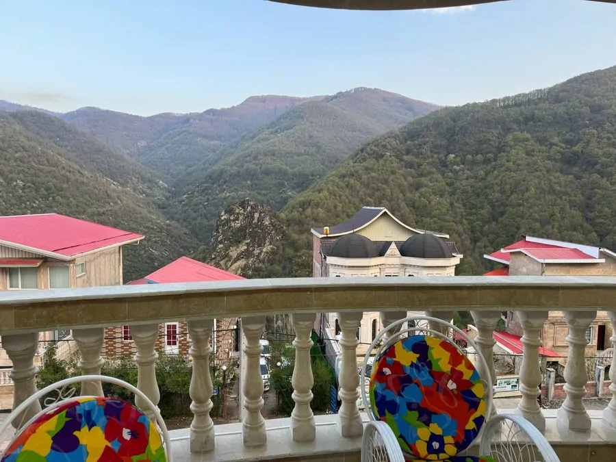 تصویر ۱ - خانه جنگلی آنیل گیلده در  گردنه حیران