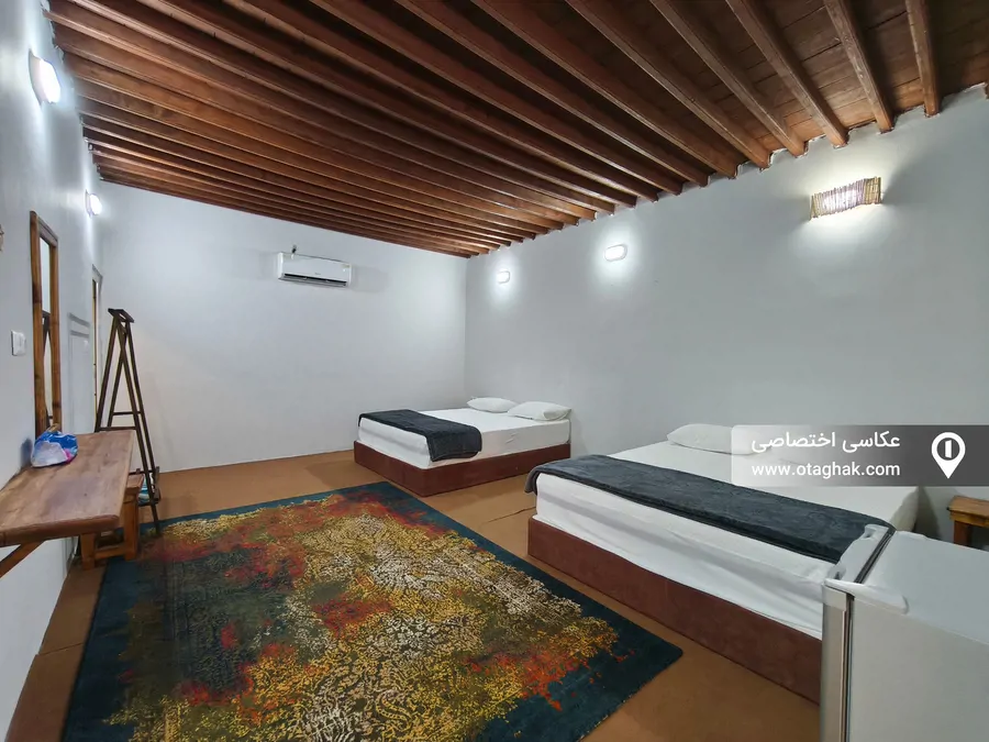 تصویر ۱ - اقامتگاه بومگردی رامش (اتاق مروارید) با صبحانه رایگان در قشم