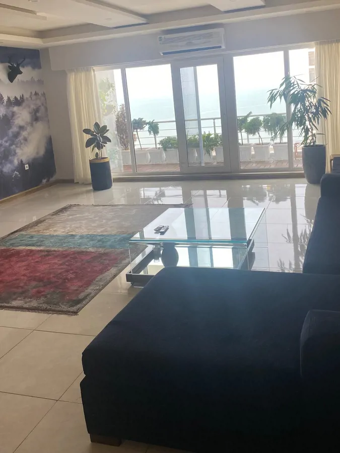 تصویر ۱ - آپارتمان ساحلی رویایی دریا در  سرخ رود
