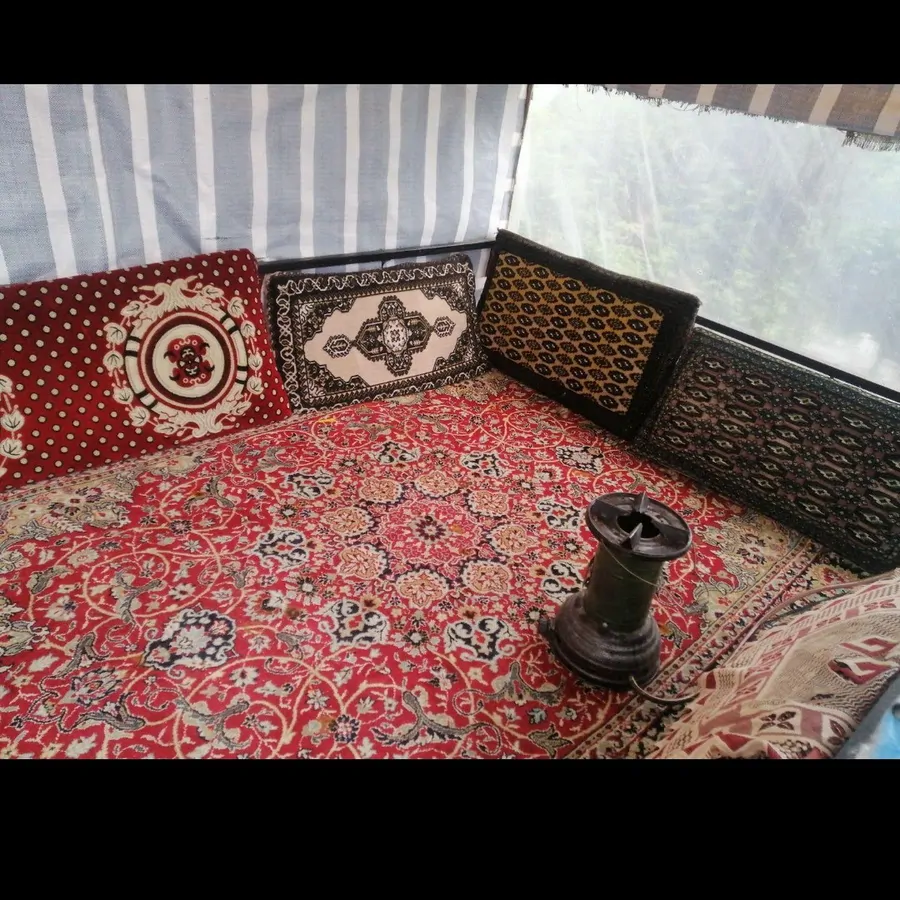 تصویر ۱ - کلبه کافه رستوران شیرازی در  رشت