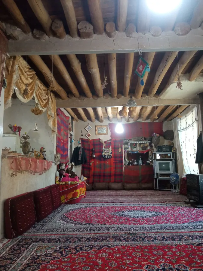 تصویر ۱ - اقامتگاه بومگردی ادیب در پاوه