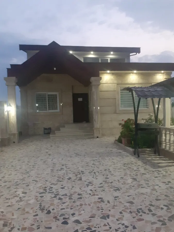 تصویر ۱ - ویلا دوبلکس استخردار آب گرم شمع ساحل  در  نوشهر