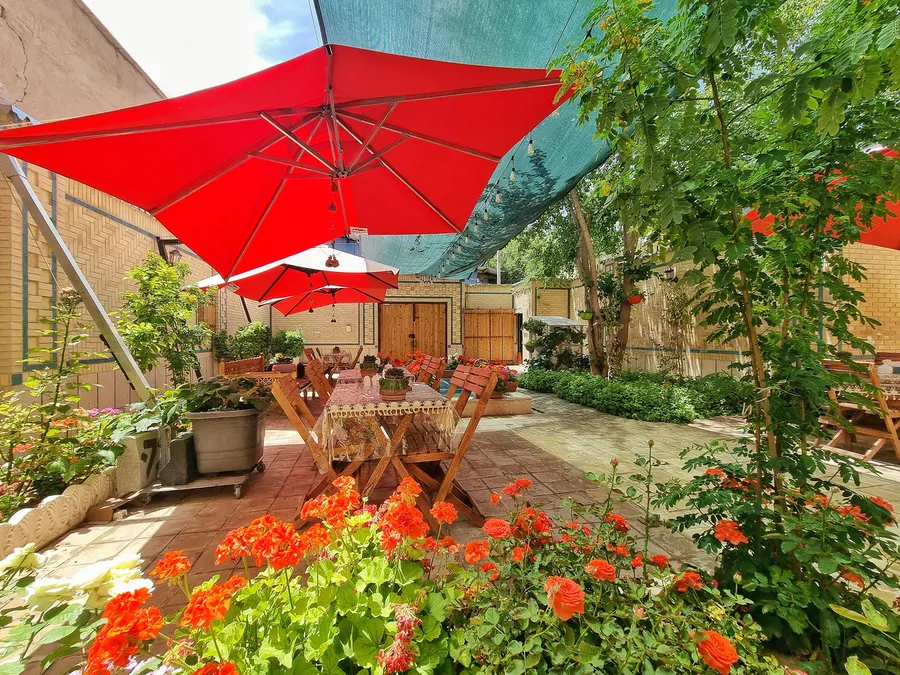 تصویر ۱ - هتل سنتی  سیمرغ (سه تخته لوتوس) در  شیراز