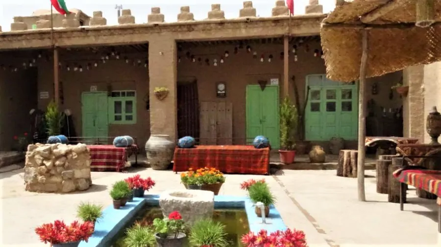 تصویر ۱ - اقامتگاه بوم‌گردی (واحد ۳) در  مرودشت