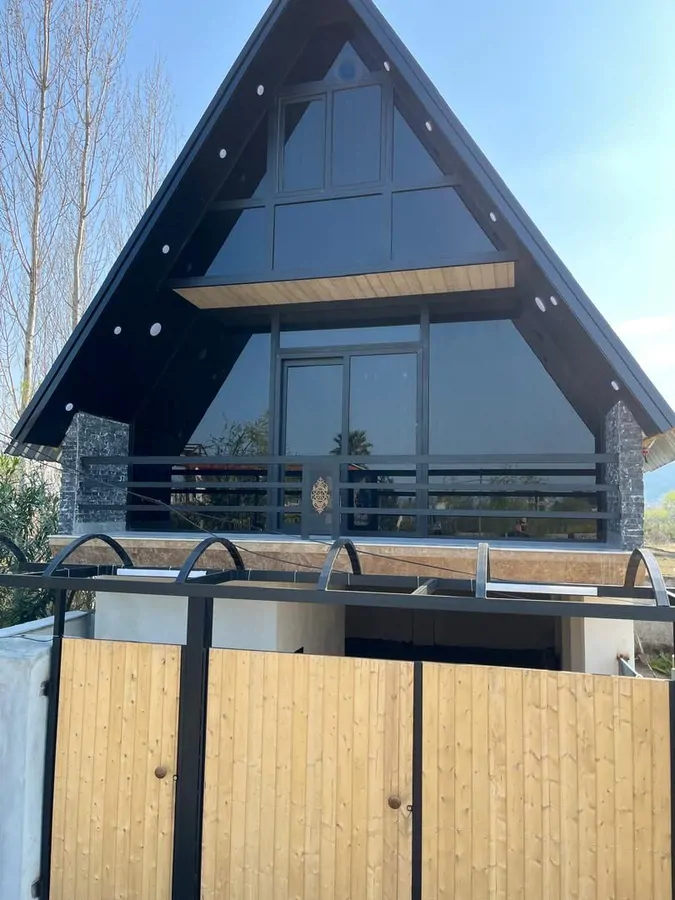 تصویر ۱ - کلبه شالیزار در رامسر