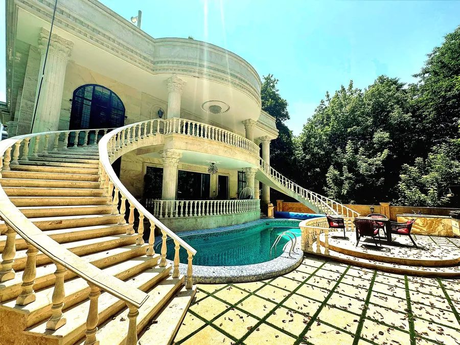 تصویر ۱ - ویلا عمارت لاکچری سیلور استار در کلارآباد