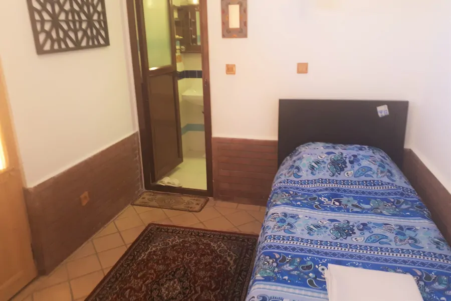 تصویر ۱ - هتل سنتی فانوس ویونا (تکنفره۱) در  کاشان