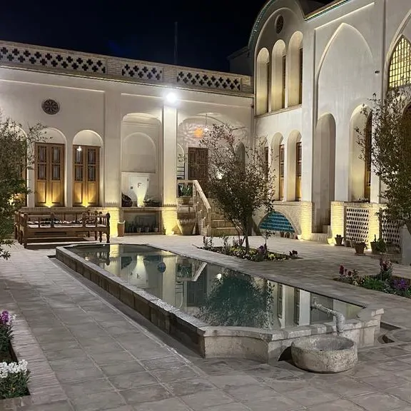 تصویر ۱ - هتل سنتی اشکوب (مهتاب سو) در  کاشان