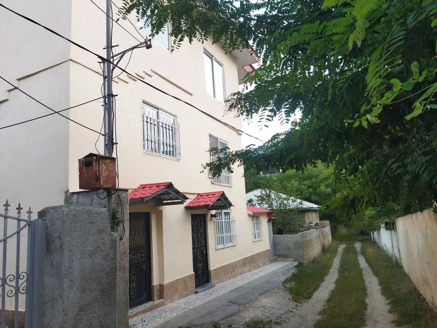 تصویر ۱ - آپارتمان کوهستانی اکراسر در  رامسر