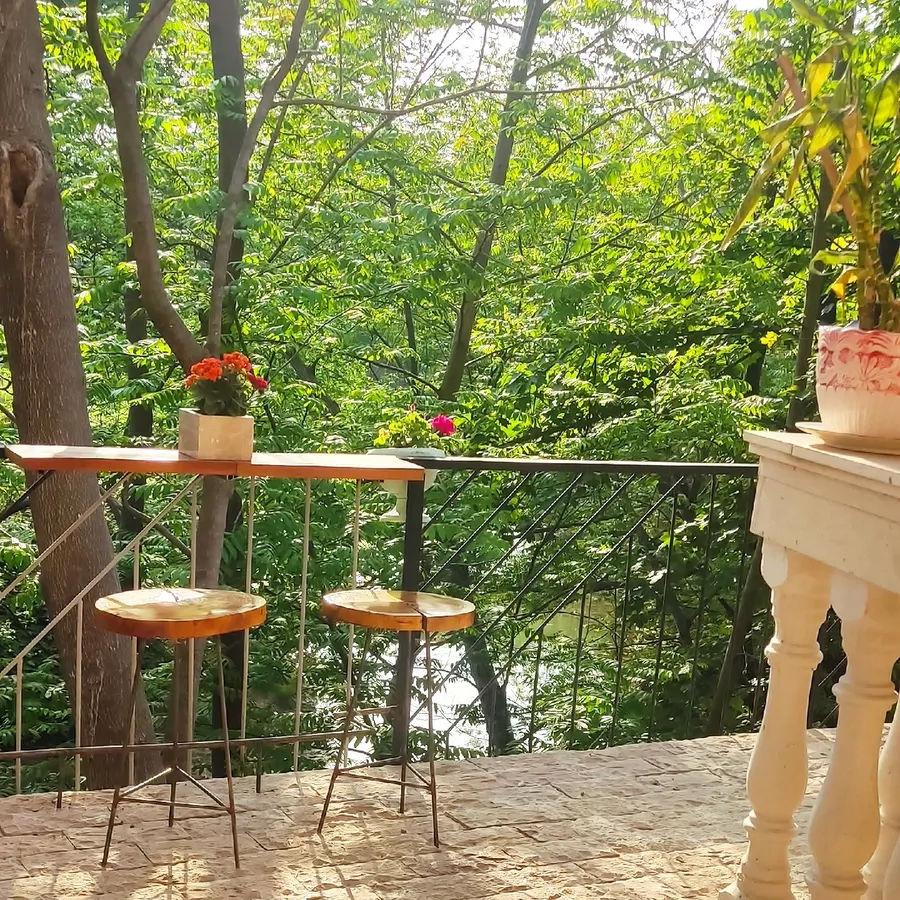تصویر ۱ - ویلا پل شاهپور کنار رودخانه و جنگل  در  شیرگاه