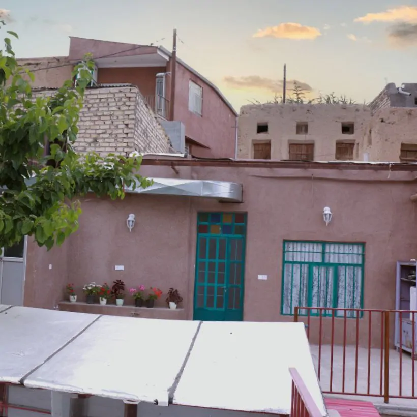 تصویر ۱ - سوییت اقامتگاه مارینجه در  نطنز