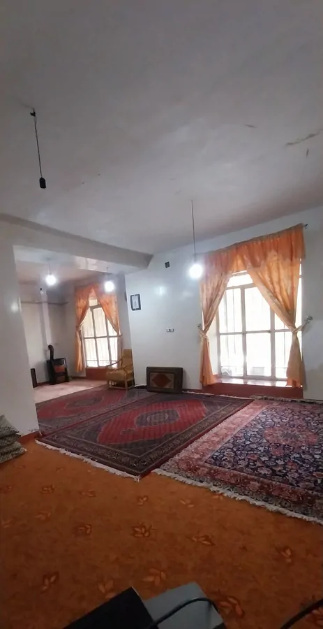 تصویر ۱ - سوییت وسط روستا بزرگ و جا دار در  اورامانات