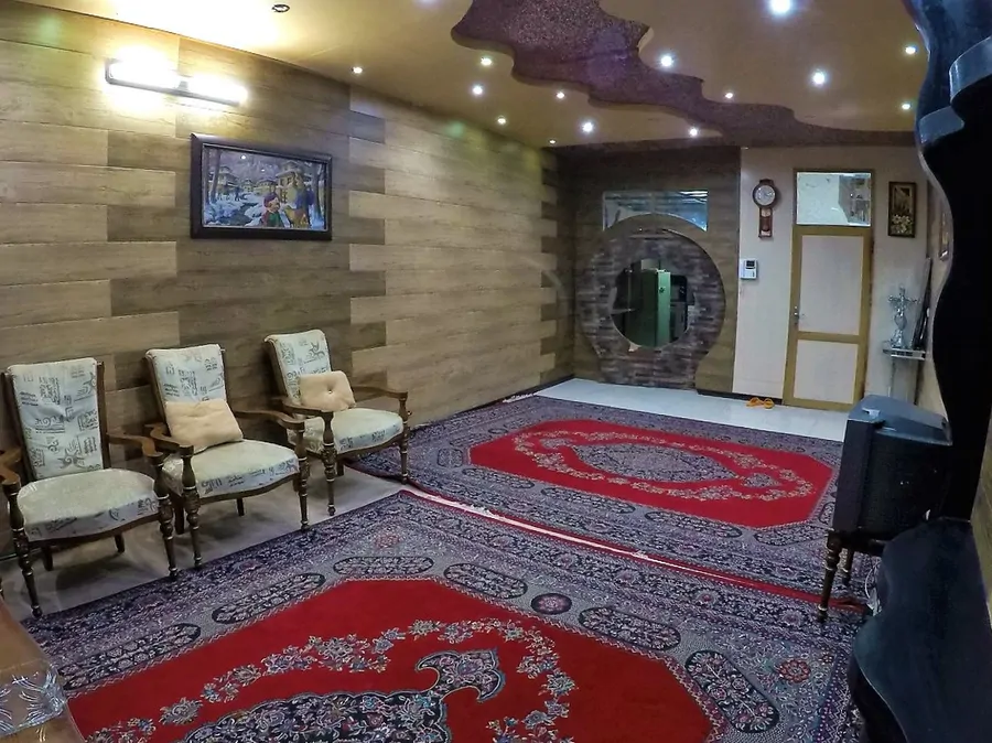 تصویر ۱ - آپارتمان خسروانی در  کاشان