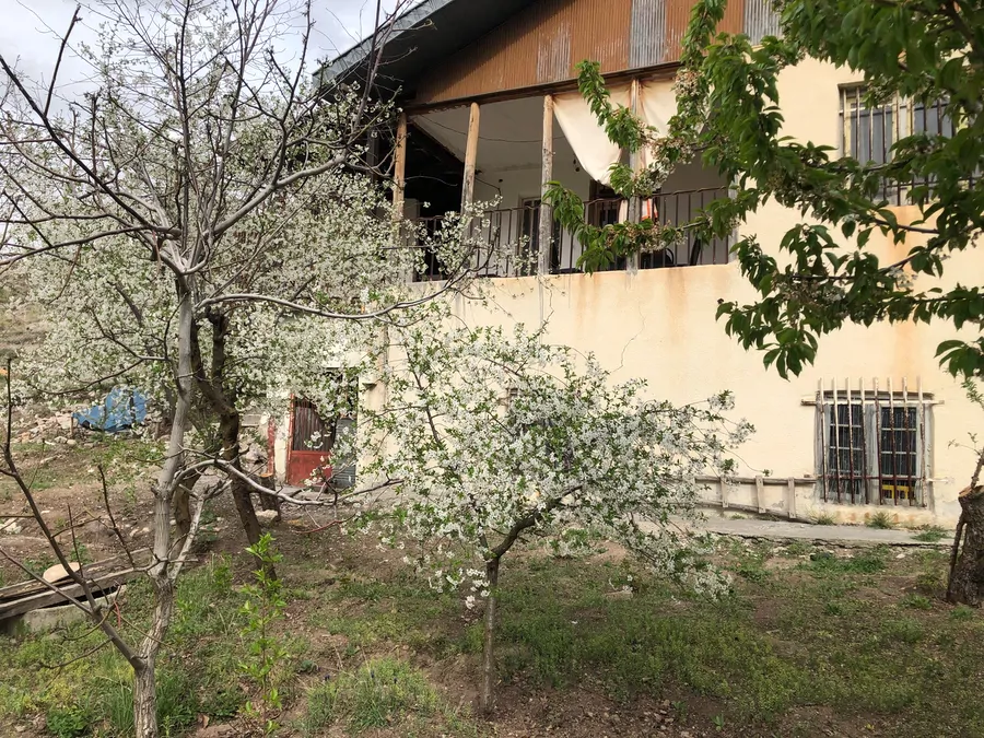 تصویر ۱ - روستایی و عشایری چوچک ( گنجشک ) در طالقان