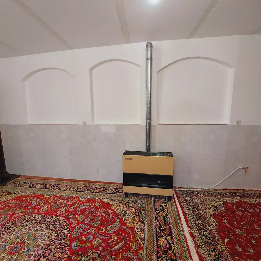 تصویر ۱ - سوییت شمس العماره (اتاق سه طاقچه) در  اردستان