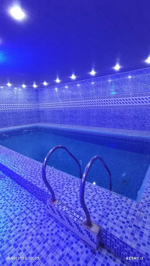 تصویر ۱ - ویلا استخردار سرپوشیده آبگرم ایلیا در  رودهن