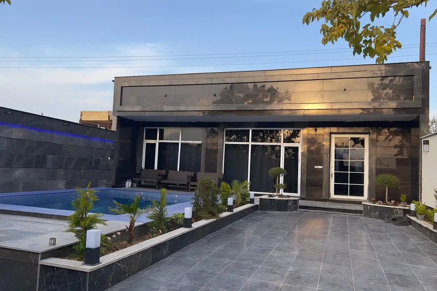 تصویر ۱ - ویلا استخردار آبگرم ارغوان در  سهیلیه