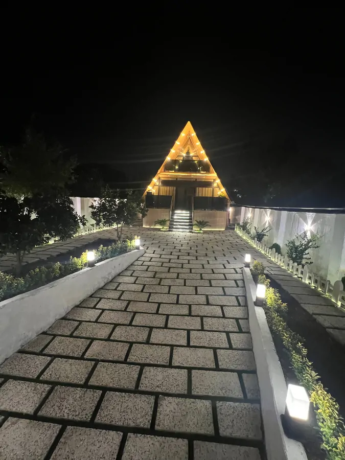 تصویر ۱ - کلبه سوییسی سوما با جکوزی در  قائمشهر