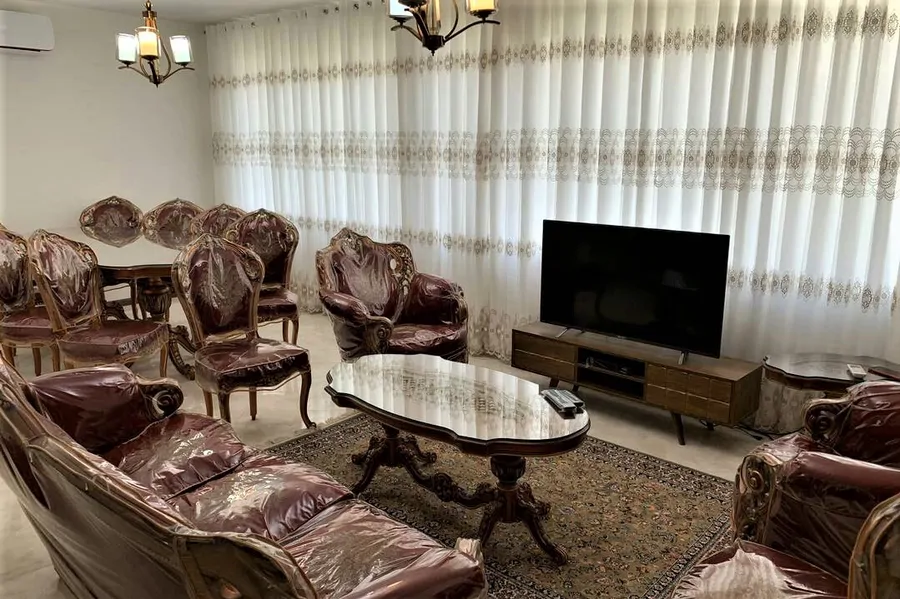 تصویر ۱ - آپارتمان نیما - ۱۱۰ متری - جنت آباد ۲  در  تهران