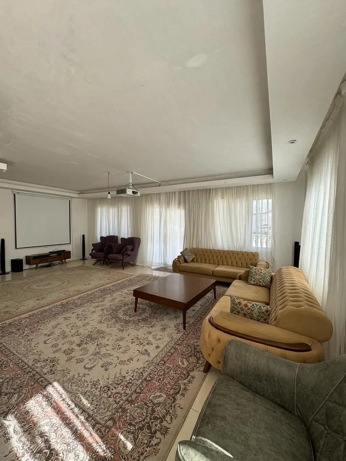 تصویر ۱ - ویلا لاكچري استخر دار 4 فصل سر پوشيدهويلاي  در  دماوند