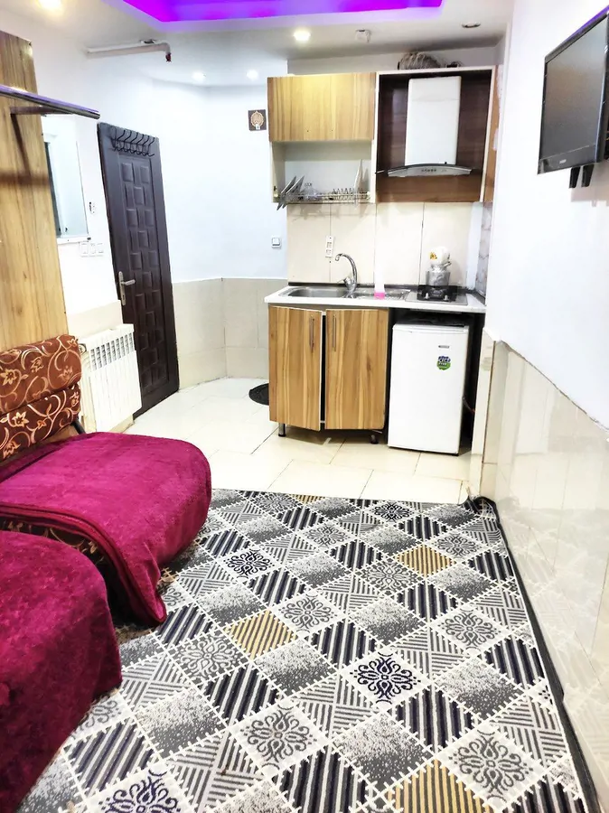 تصویر ۱ - آپارتمان مهمان پذیر کیوان فاصله تا حرم 6دقیقه.جنب بازار امام رضا  در  مشهد