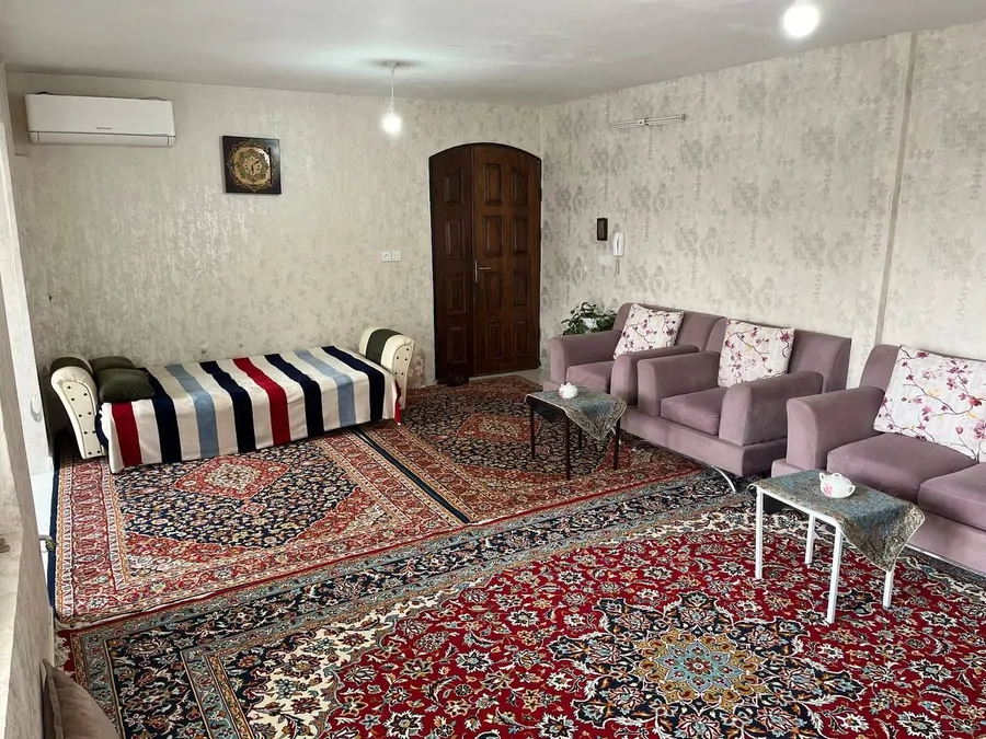 تصویر ۱ - خانه شقایق در طرقبه