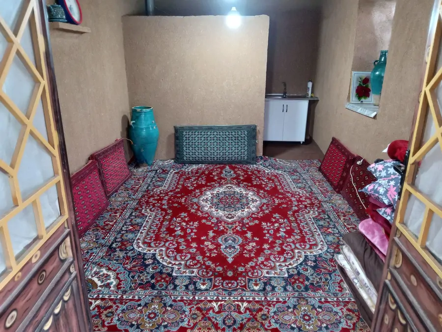 تصویر ۱ - اقامتگاه بومگردی دهبنه (1) در تویسرکان