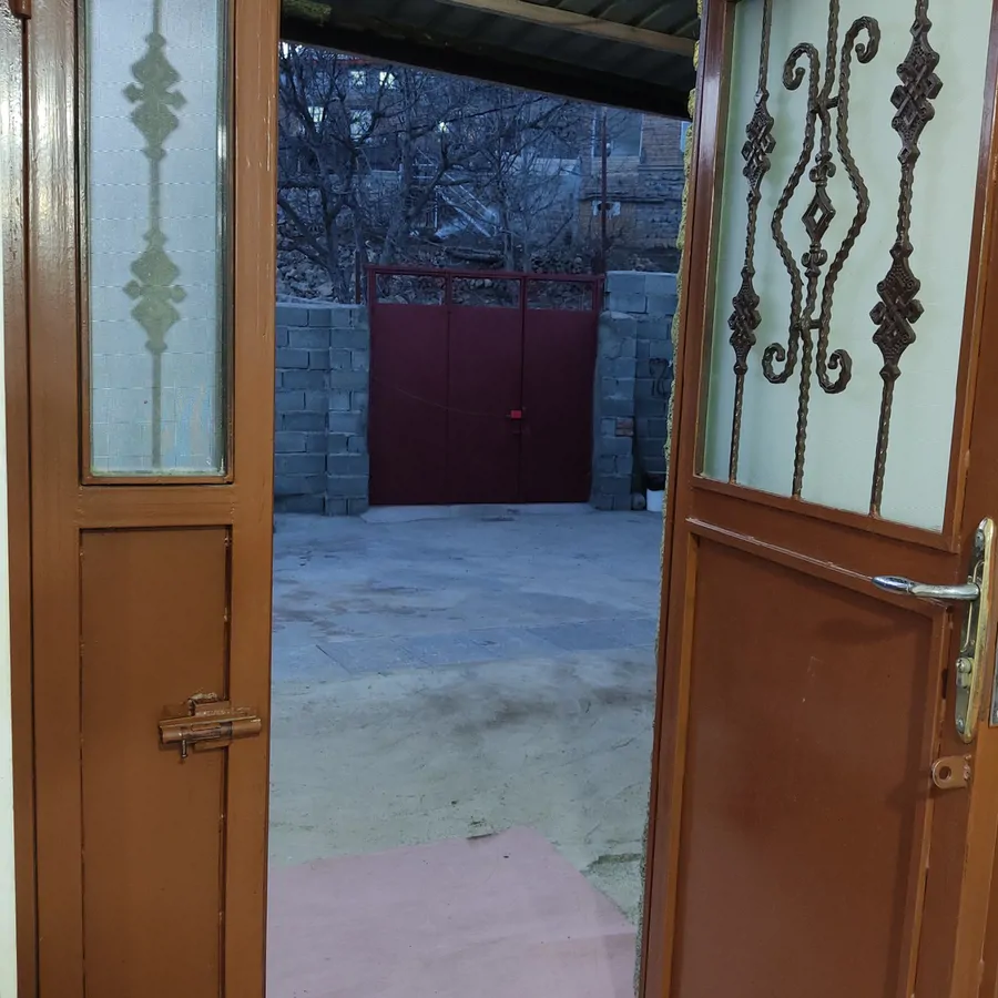 تصویر ۱ - خانه یاقوت  در  کلیبر