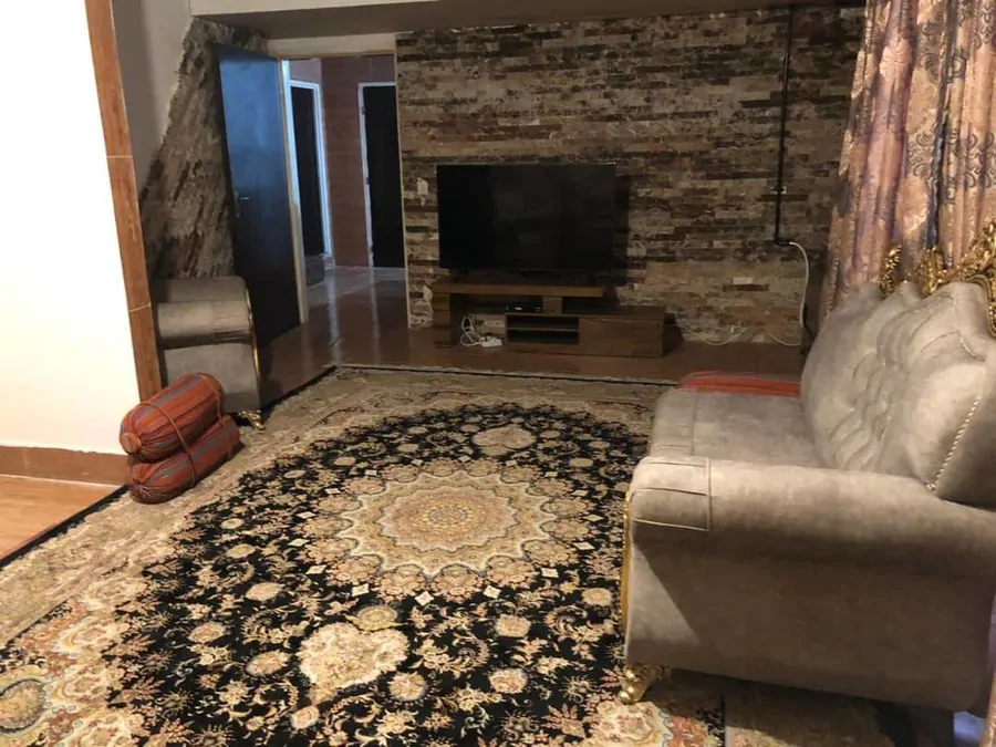 تصویر ۱ - آپارتمان مبله معالی آباد (طبقه همکف) در  شیراز