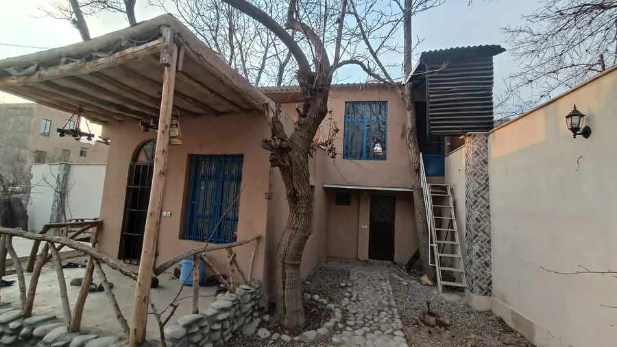 تصویر ۱ - خانه  سنتی تیرچوبی در  کرج