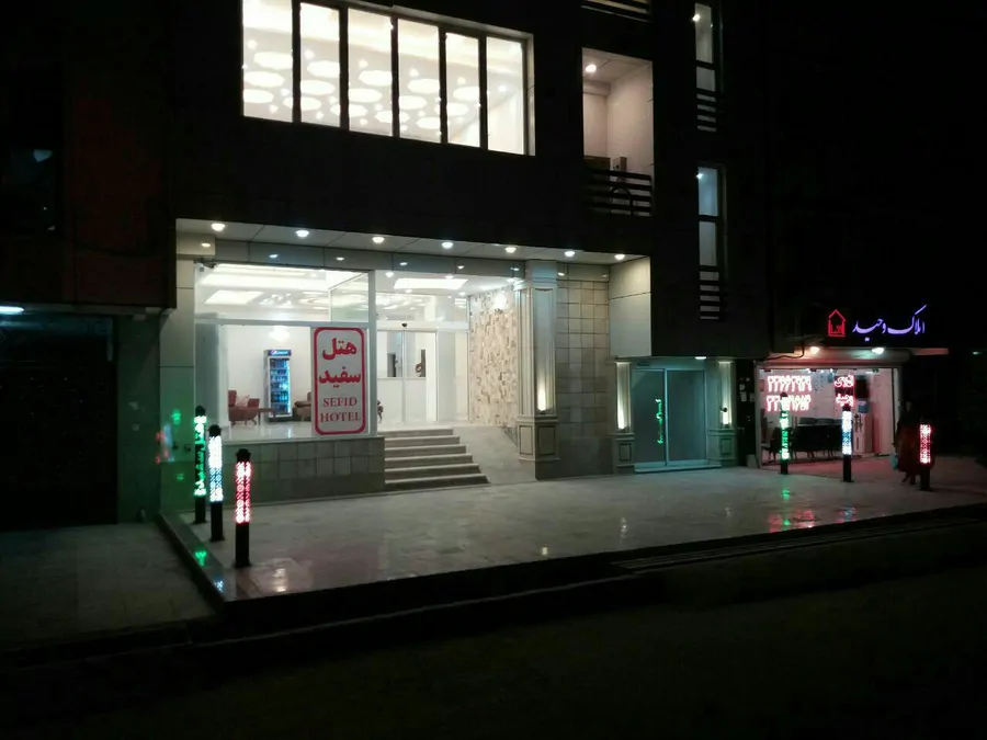 تصویر ۱ - هتل آپارتمان سفید (واحد۳) در  بندر عباس