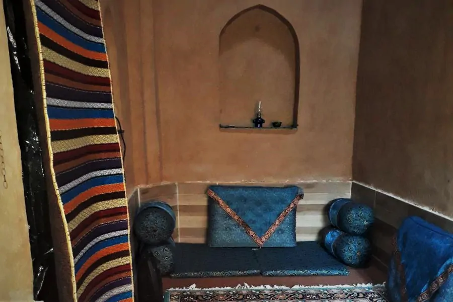 تصویر ۱ - اقامتگاه بوم‌گردی عمارت بانو اتاق کاهگلی در  یزد